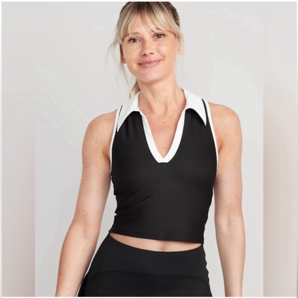 Brand new Old Navy powersoft Black Jack Fitted PowerSoft Sleeveless Cropped Polo